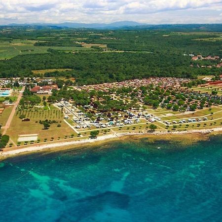 Panorama Mobile Homes In Camping Park Umag Exterior photo